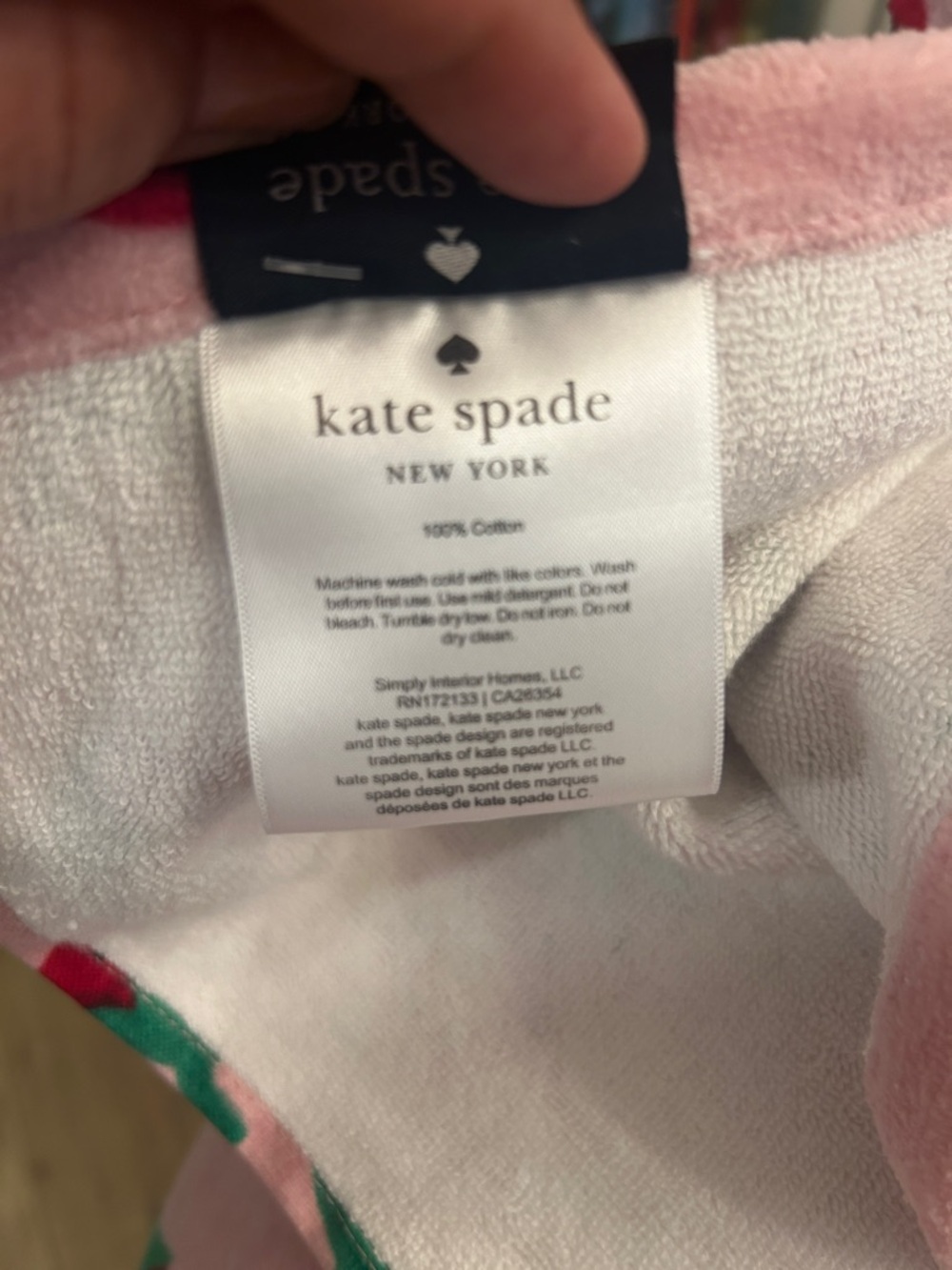 New kate spade Pink Strawberry Print Beach Towel 100% Cotton - Picture 6 of 9